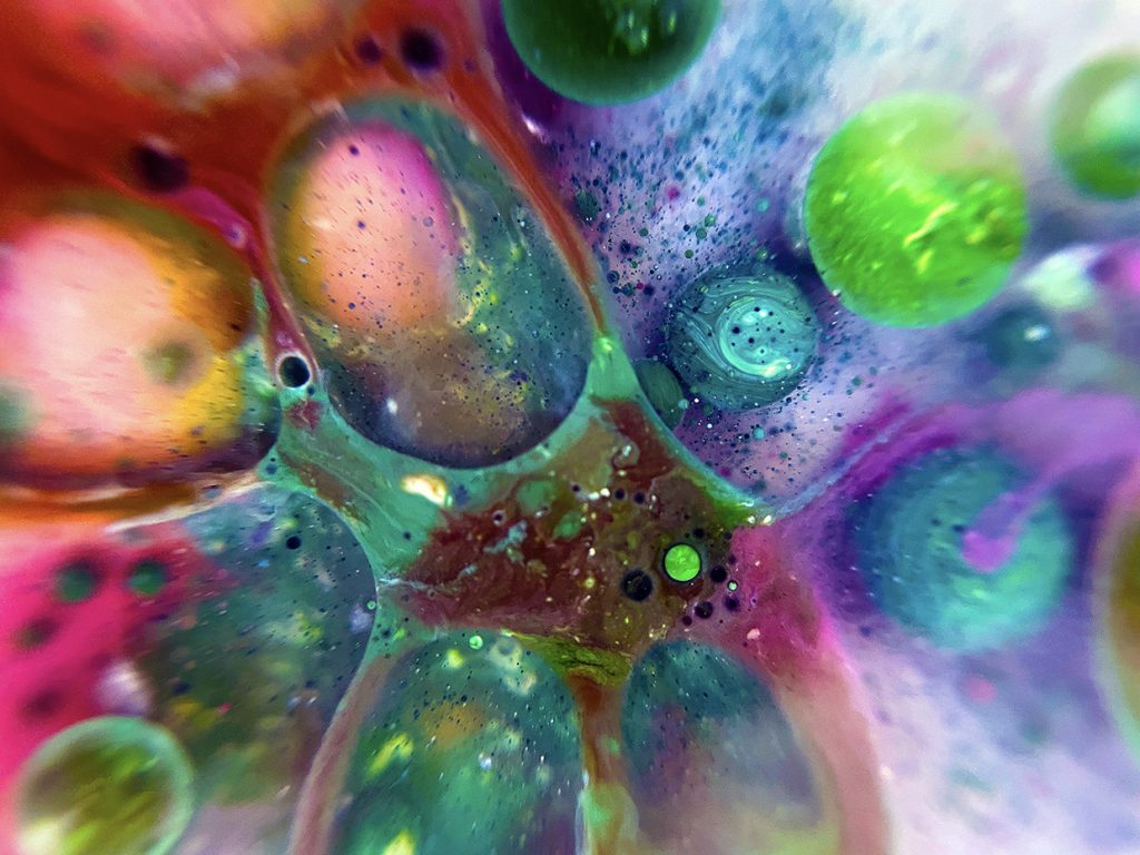 Daria Shmatko - Multi-coloured bubbles of liquid